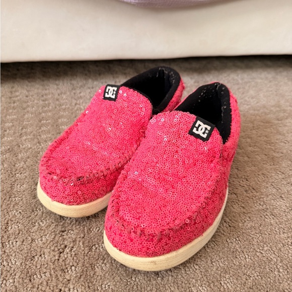 DC Shoes - DC Sparkly Pink Slip-On Shoes size 7